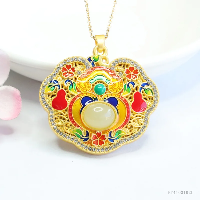 Antique Style Ruyi Pendant Natural Hetian Jade Aqua Gemstone Necklace HT4103102L
Antique Style Ruyi Pendant Natural Hetian Jade Aqua Gemstone Necklace HT4103102L