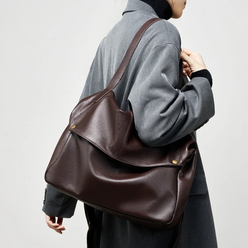 New 2025 Genuine Cowhide Leather Women's Handbag Large Capacity Classic Fashion Shoulder Hobo Bag Multi-function Hand Bags
New 2025 Genuine Cowhide Leather Women's Handbag Large Capacity Classic Fashion Shoulder Hobo Bag Multi-function Hand Bags