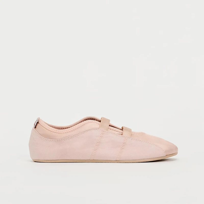 Summer New round Head Satin Soft Bottom Mary Jane Flat Bottom Ballet Flats Women's Shoes Comfortable Slip-On Casual Loafers
Summer New round Head Satin Soft Bottom Mary Jane Flat Bottom Ballet Flats Women's Shoes Comfortable Slip-On Casual Loafers