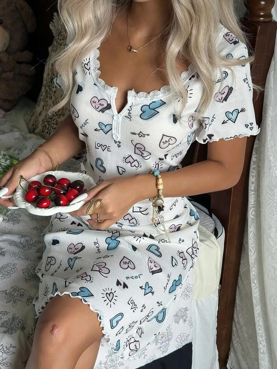Ribbed Short Sleeve Nightgown With Heart Print Square Collar And Lace Trim
Ribbed Short Sleeve Nightgown With Heart Print Square Collar And Lace Trim