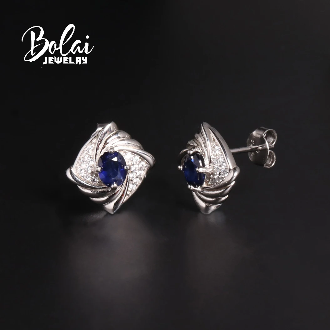 Vintage design 925 Sterling silver earrings 1.1ct Natural oval 4*5mm sapphire fine jewelry for women's exquisite birthday gifts
Vintage design 925 Sterling silver earrings 1.1ct Natural oval 4*5mm sapphire fine jewelry for women's exquisite birthday gifts