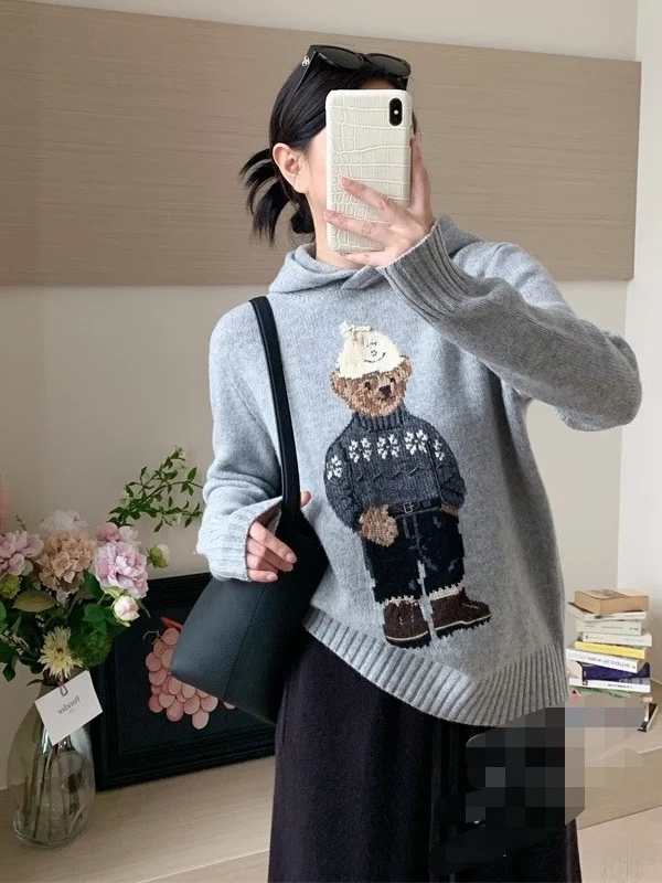 Original American Style Christmas Snowflake Bear Hoodie Knitted Sweater Women Casual Loose Fit Long Sleeve Wool Blend
Original American Style Christmas Snowflake Bear Hoodie Knitted Sweater Women Casual Loose Fit Long Sleeve Wool Blend