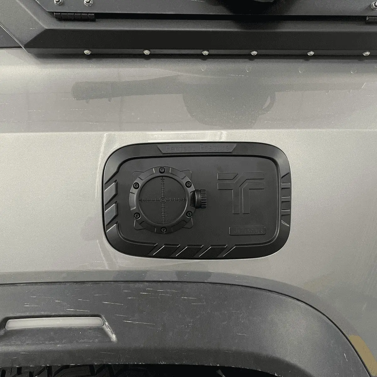 Suitable for Jetour Traveler fuel tank cap decoration sticker modification special matte black fuel tank cap accessories
Suitable for Jetour Traveler fuel tank cap decoration sticker modification special matte black fuel tank cap accessories