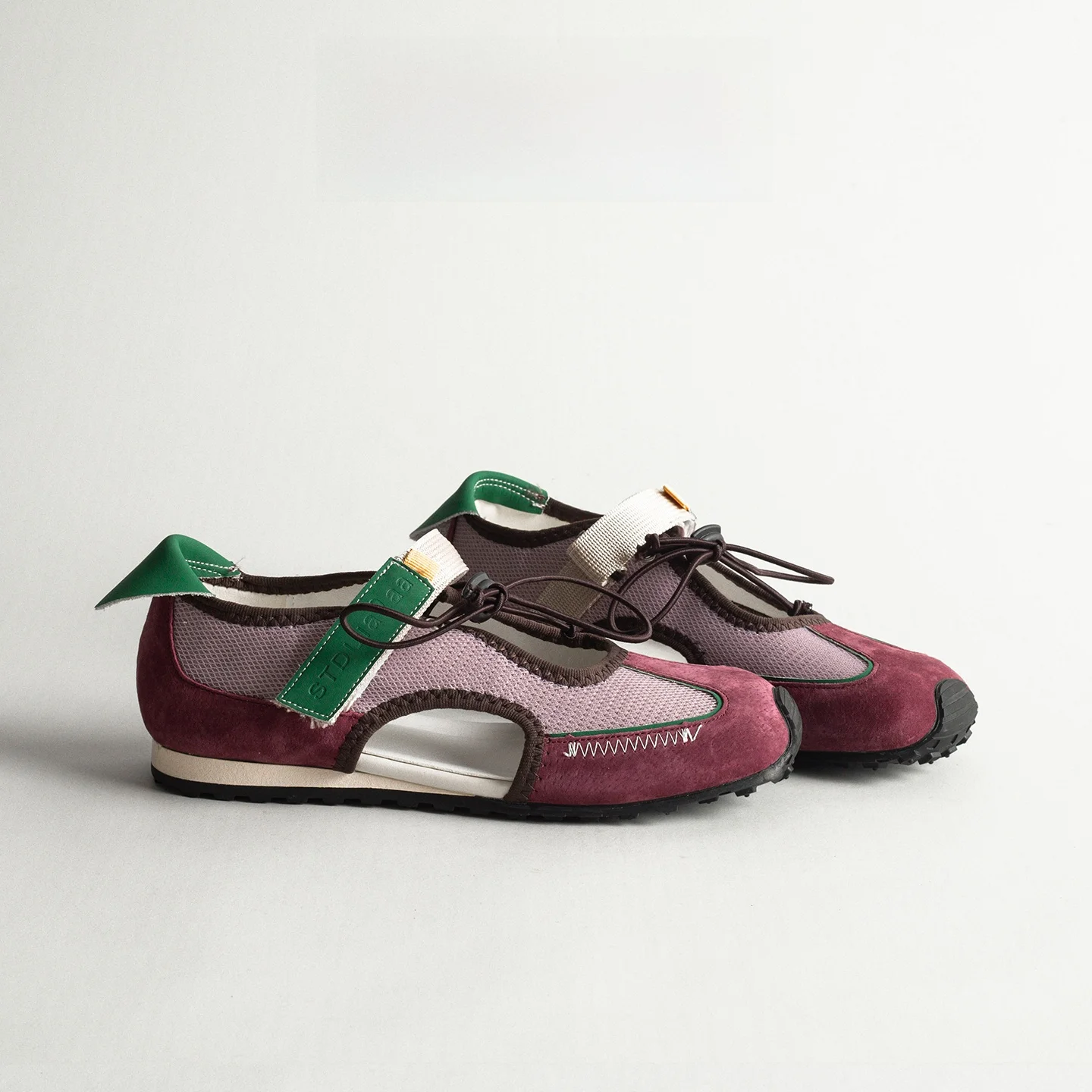 Leather Retro Splice Color Mary Jane Shoes Women's Fashionable All-Match Hollow Breathable Ballet Sports Deqin Shoes
Leather Retro Splice Color Mary Jane Shoes Women's Fashionable All-Match Hollow Breathable Ballet Sports Deqin Shoes