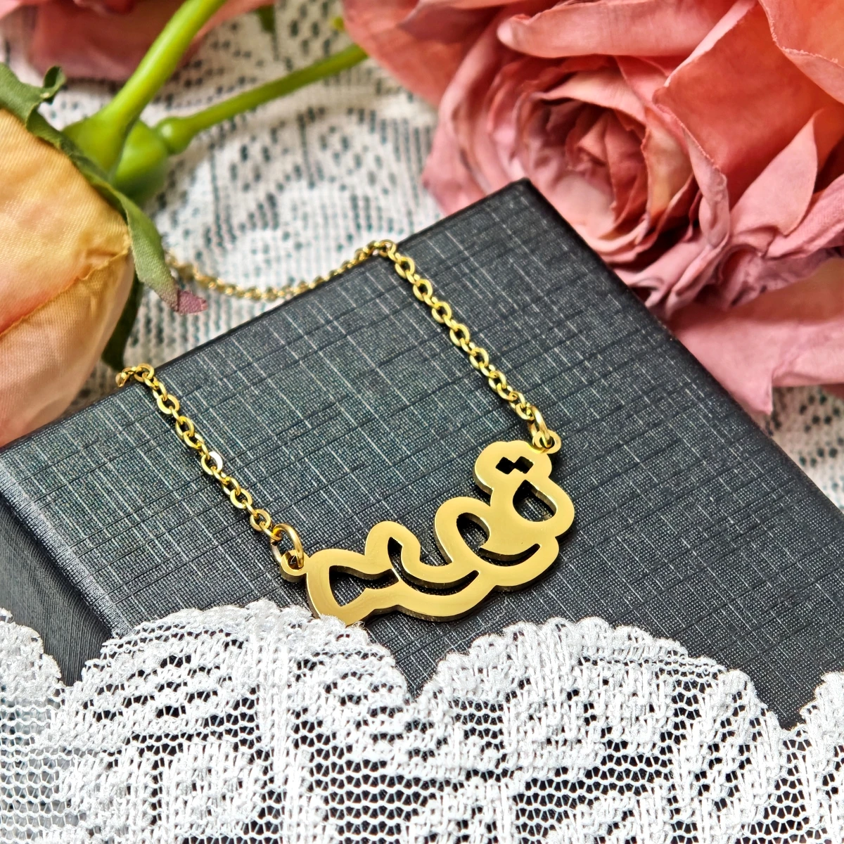 Customized Stainless Steel Jewelry In Hebrew Customizable Letter Necklace Charming Ladies' Jewelry Banquet Parties Holiday Gifts
Customized Stainless Steel Jewelry In Hebrew Customizable Letter Necklace Charming Ladies' Jewelry Banquet Parties Holiday Gifts