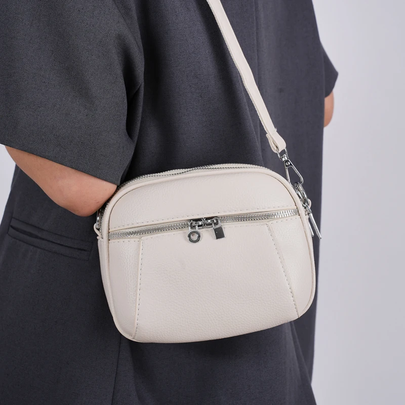 Элегантная женская кожаная роскошная классическая дизайнерская модная сумка через плечо через плечо для повседневного стильного отдыха
Элегантная женская кожаная роскошная классическая дизайнерская модная сумка через плечо через плечо для повседневного стильного отдыха