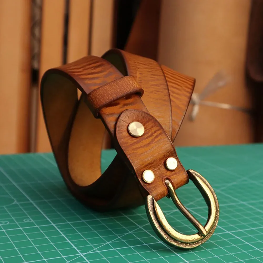 Ретро ремень из воловьей кожи ручной работы с выцветшим эффектом, модный ремень в стиле хиппи в стиле ретро с элементами Instagram шириной 3 см
Ретро ремень из воловьей кожи ручной работы с выцветшим эффектом, модный ремень в стиле хиппи в стиле ретро с элементами Instagram шириной 3 см