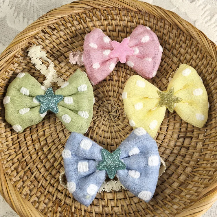 Labubu 2-го поколения Macaron Party 17 см Labubu Labubu виниловая кукла одежда звездный бант украшения для волос аксессуары для волос повязка для волос
Labubu 2-го поколения Macaron Party 17 см Labubu Labubu виниловая кукла одежда звездный бант украшения для волос аксессуары для волос повязка для волос