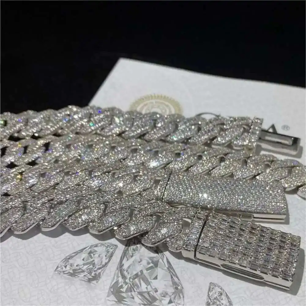 Iced Out Pass Diamond Tester Vvs Moissanite Jewelry Necklace Bracelet Women 14mm Cuban Link Chain
Iced Out Pass Diamond Tester Vvs Moissanite Jewelry Necklace Bracelet Women 14mm Cuban Link Chain