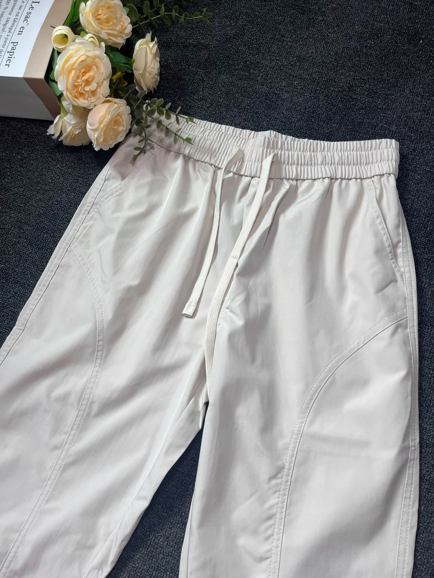 American Sle Men's Qui Dry Diagonal Cut Outdoor Sports Casual Loose Hiking Pants Breathable Summer Leisure Trousers
American Sle Men's Qui Dry Diagonal Cut Outdoor Sports Casual Loose Hiking Pants Breathable Summer Leisure Trousers