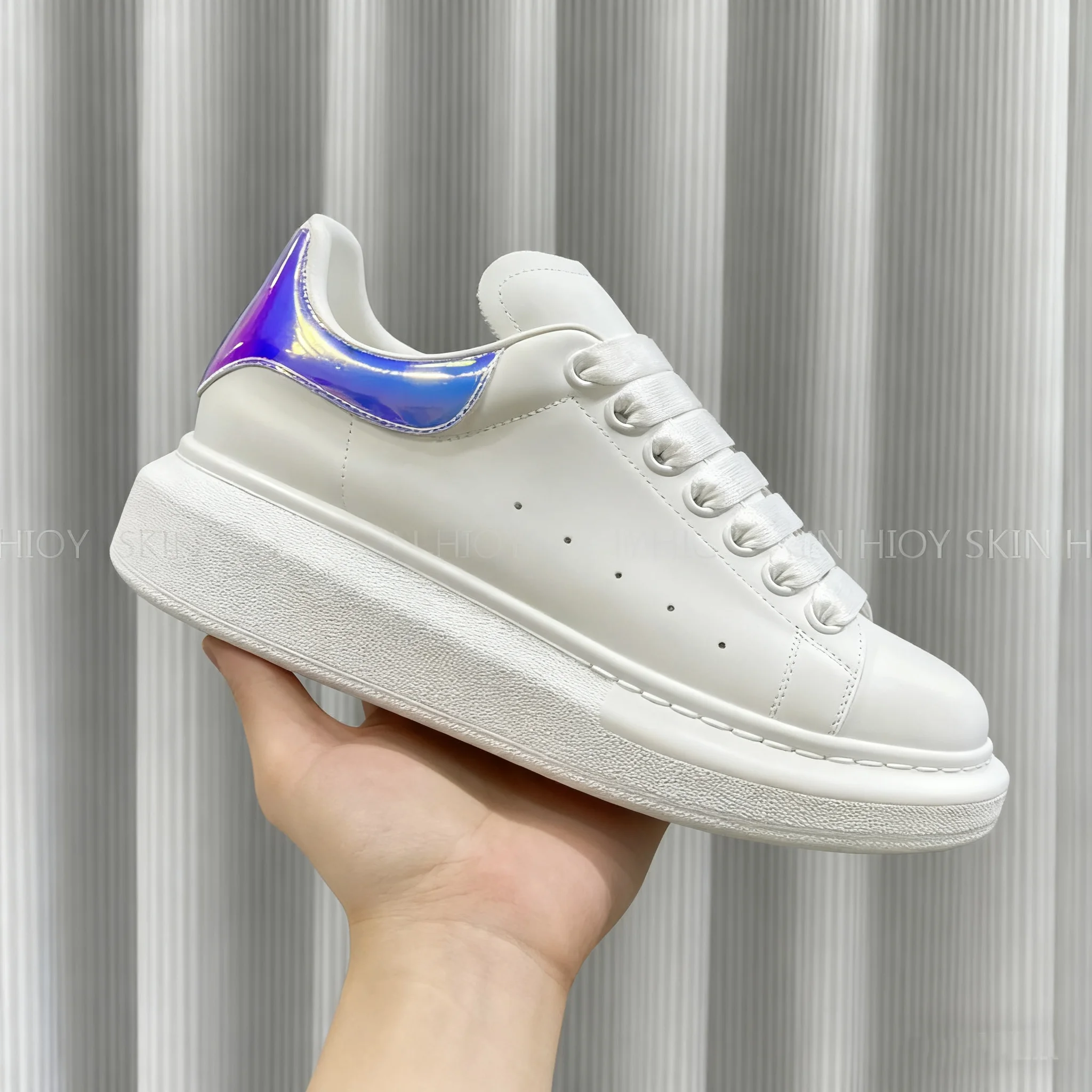 2025 Fashion Women Sneakers Plus Size 35-46 Top Quality Leather Men Casual Shoes Canvas Sneaker Men Sport Running Walking Shoes
2025 Fashion Women Sneakers Plus Size 35-46 Top Quality Leather Men Casual Shoes Canvas Sneaker Men Sport Running Walking Shoes