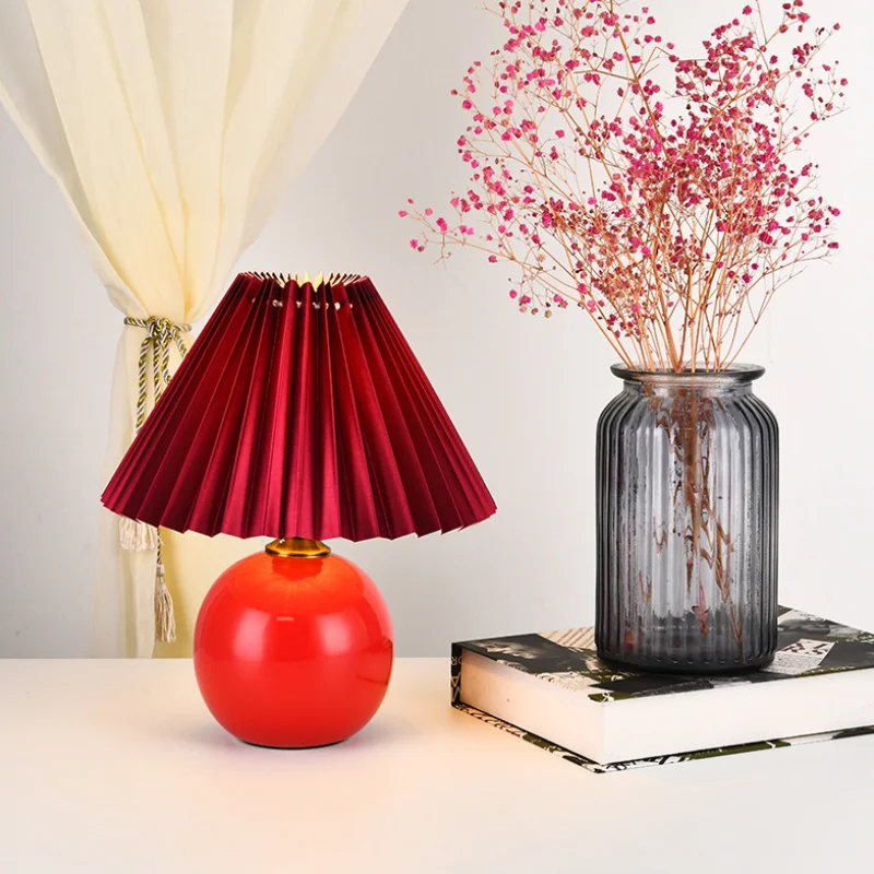 Vintage Table Lamp Ins Wind Decoration Retro Pleated Girl Net Red Nordic Pleated Lamp Bedroom BedsideSmall Table Lamp NightLight
Vintage Table Lamp Ins Wind Decoration Retro Pleated Girl Net Red Nordic Pleated Lamp Bedroom BedsideSmall Table Lamp NightLight