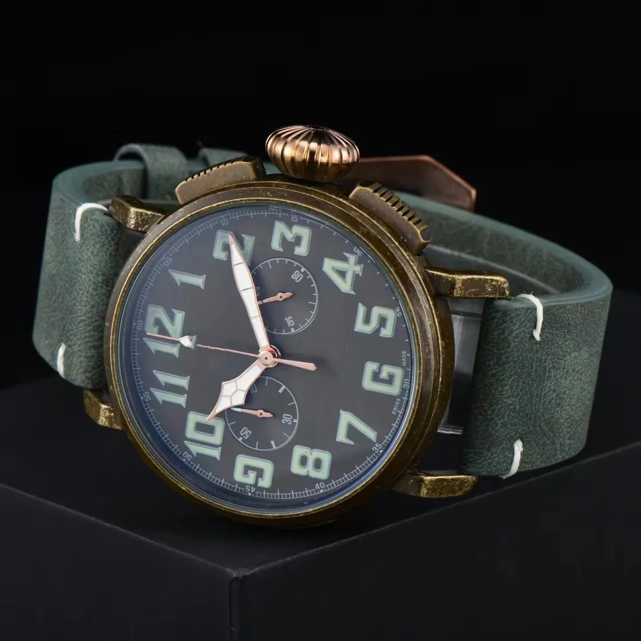 Zml full-featured leather strap men's chronograph quartz watch with classic pattern
Zml full-featured leather strap men's chronograph quartz watch with classic pattern