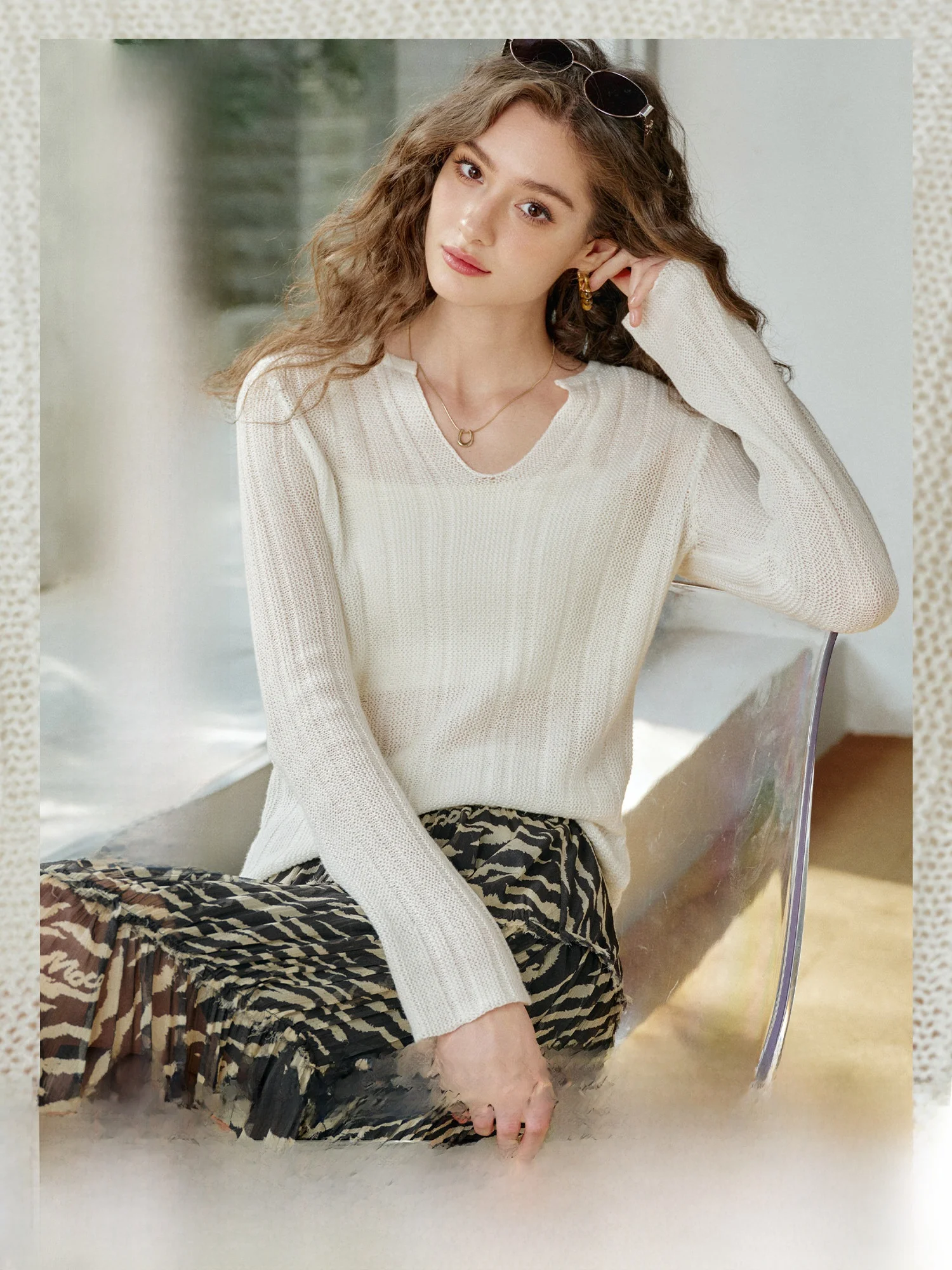 Женский топ NAGUAGU Pumpkin Valley Slim Fit из трикотажа, 32% шерсти, с воротником-стойкой, вертикальными полосами, V-образным вырезом, длинными рукавами, стандартный крой
Женский топ NAGUAGU Pumpkin Valley Slim Fit из трикотажа, 32% шерсти, с воротником-стойкой, вертикальными полосами, V-образным вырезом, длинными рукавами, стандартный крой