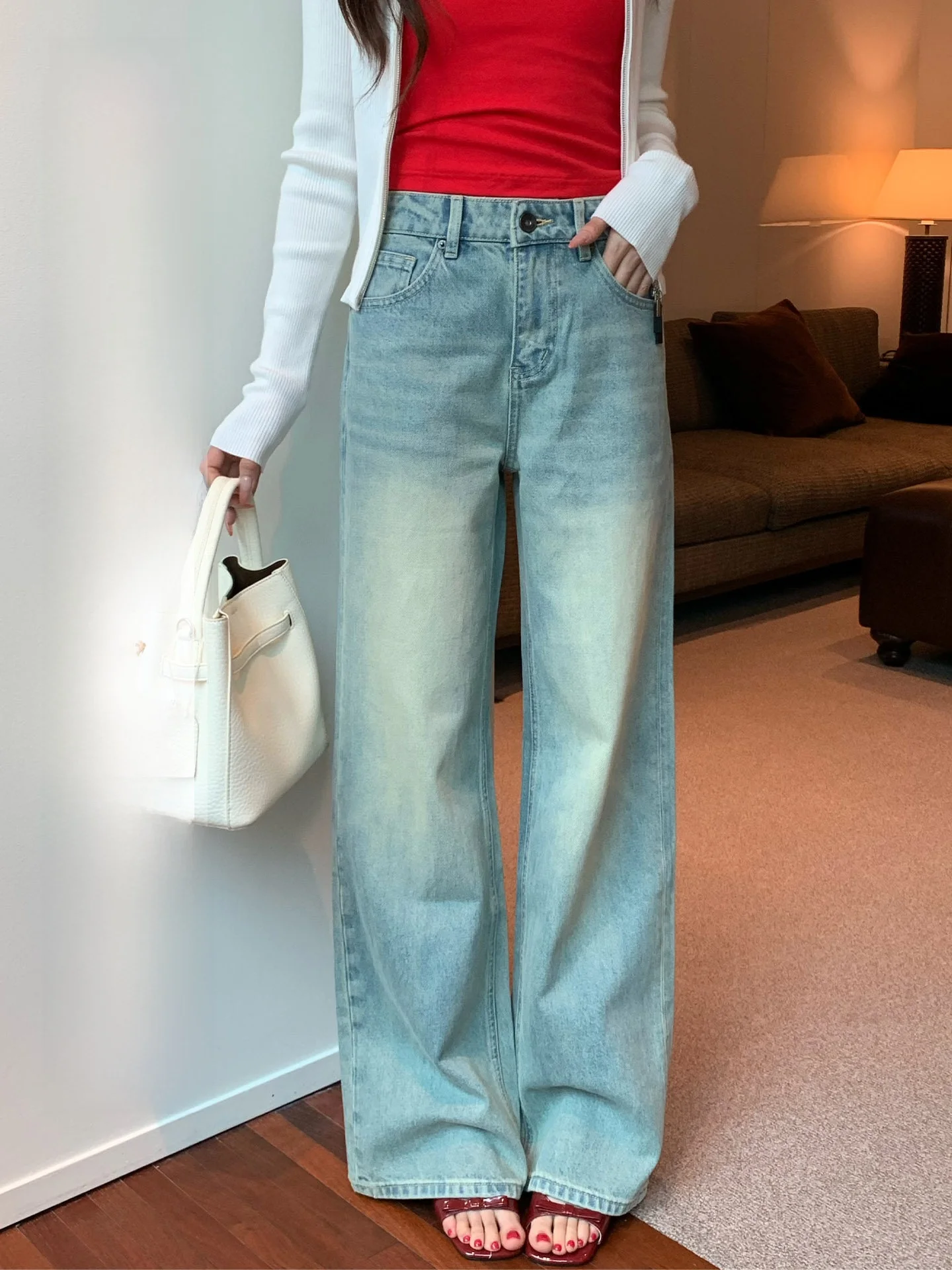 Washed Vintage High Waist Wide Leg Jeans Women's Spring Season Conceal Meat Slimming Versatile Pants JZSZNR Brand Straight Le...
Washed Vintage High Waist Wide Leg Jeans Women's Spring Season Conceal Meat Slimming Versatile Pants JZSZNR Brand Straight Le...