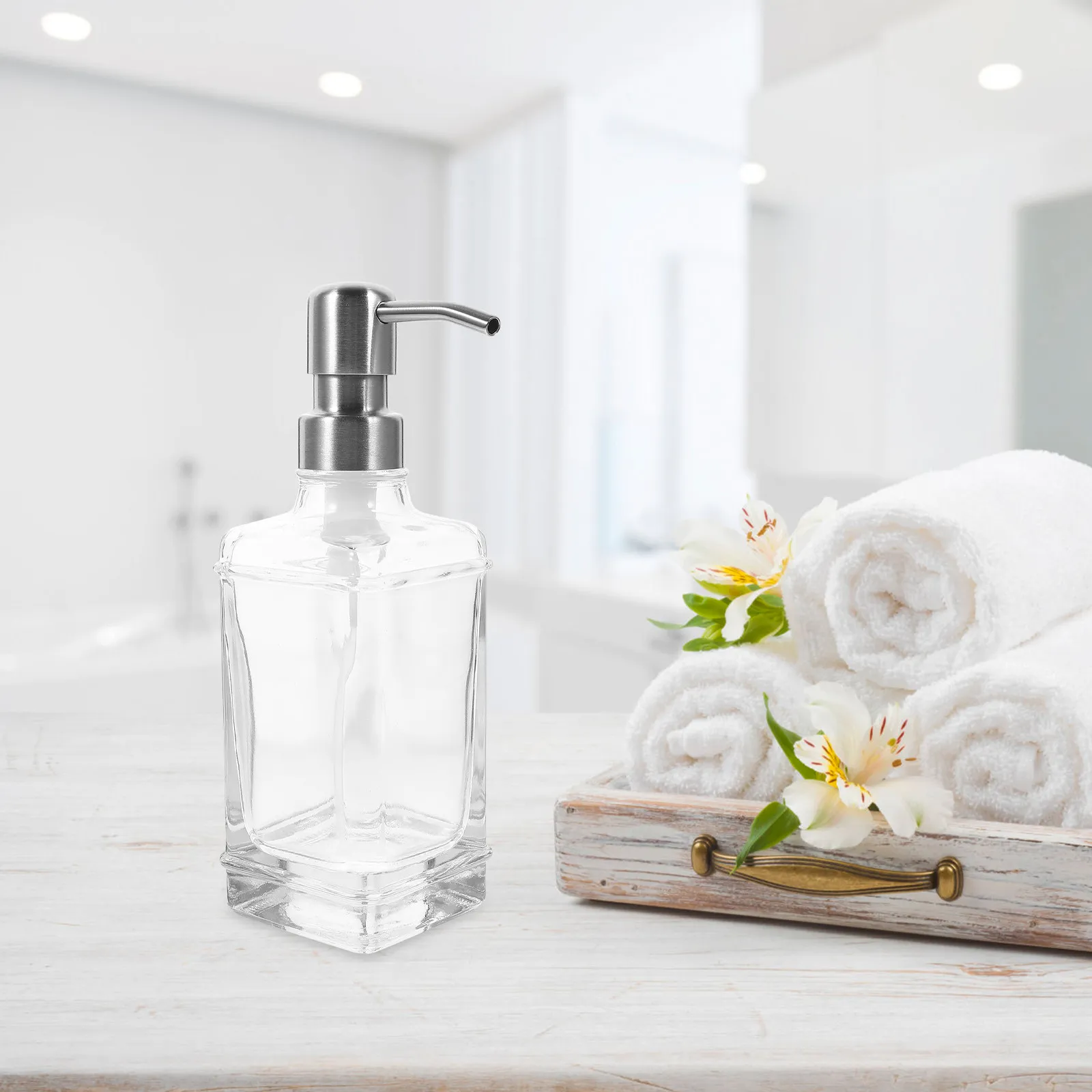 1Set Fashionable Simple Design Refillable Liquid Soap Dispenser Pump Bottle for Lotion Shampoo Hand Soap Body Wash Portable
1Set Fashionable Simple Design Refillable Liquid Soap Dispenser Pump Bottle for Lotion Shampoo Hand Soap Body Wash Portable