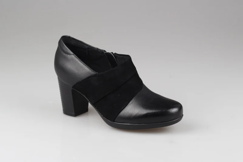 Удобные женские ботинки с круглым носком на массивном каблуке, модные кожаные ботинки с боковой молнией, универсальные для весны, осени и зимы
Удобные женские ботинки с круглым носком на массивном каблуке, модные кожаные ботинки с боковой молнией, универсальные для весны, осени и зимы