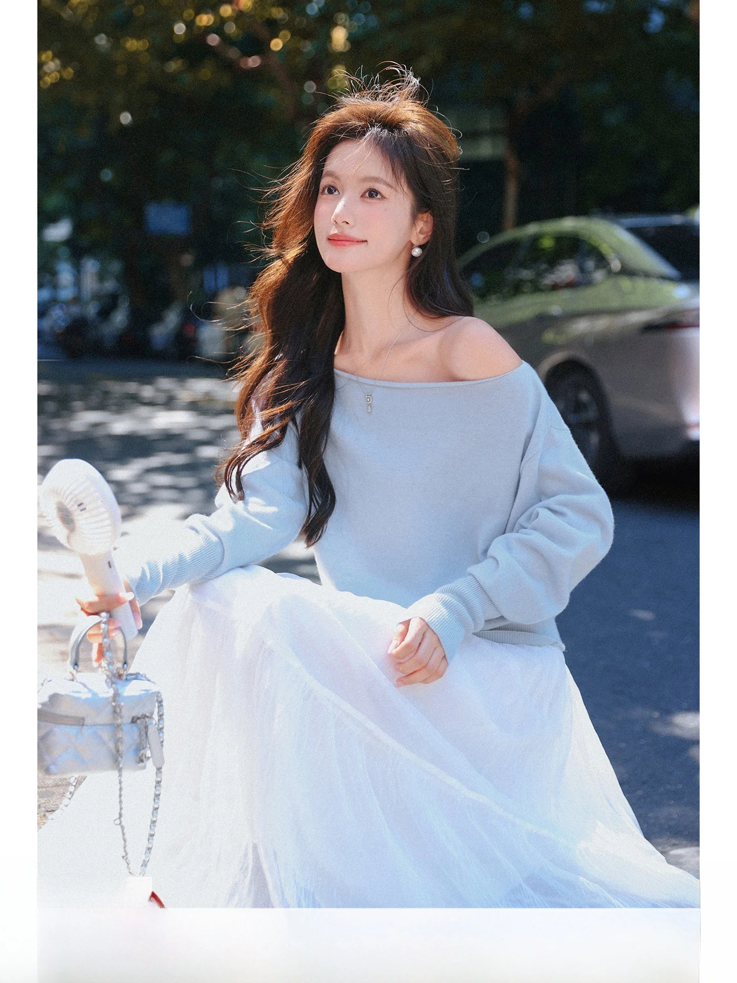 Нежный и элегантный женский топ из 100% шерсти с открытыми плечами и длинными рукавами, однотонный, свободного кроя, для ранней весны
Нежный и элегантный женский топ из 100% шерсти с открытыми плечами и длинными рукавами, однотонный, свободного кроя, для ранней весны