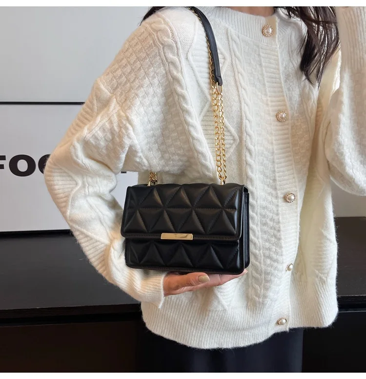 Women Quilted Chain Crossbody Bag Fashion Small Square Shoulder Purse Multi Color Casual Daily Handbag Women Quilted Chain Crossbody Bag Fashion Small Square Shoulder Purse Multi Color Casual Daily Handbag
