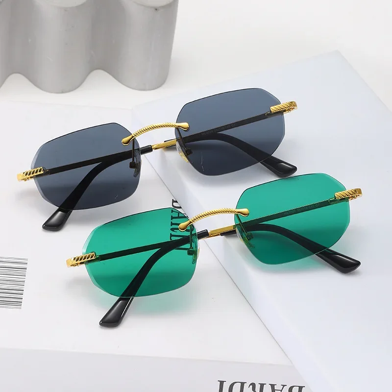 2026 new women's frameless anti-ultraviolet outdoor sunshade to show the face, small trend sunglasses, the same sunglasses
2026 new women's frameless anti-ultraviolet outdoor sunshade to show the face, small trend sunglasses, the same sunglasses