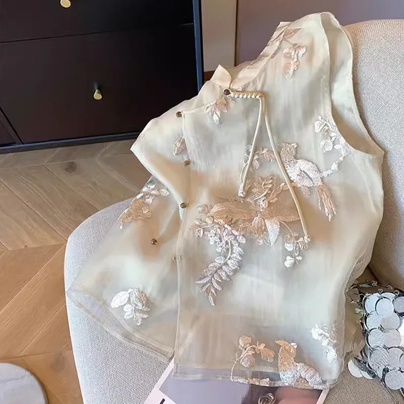 New Chinese heavy industry embroidery oblique collar waistcoat women's national style sleeveless skinny chic vest
New Chinese heavy industry embroidery oblique collar waistcoat women's national style sleeveless skinny chic vest