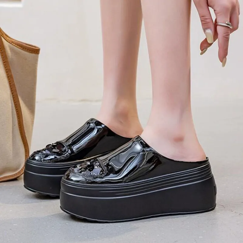 8cm Brief Patent Leather Summer Women Microfiber Bling New Fashion Hot Sale Platform Wedge Mujer Comfy Slippers Slip on Shoes
8cm Brief Patent Leather Summer Women Microfiber Bling New Fashion Hot Sale Platform Wedge Mujer Comfy Slippers Slip on Shoes