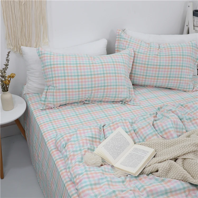 Soft Fitted Modern 3-Piece Comfortable Flat Breathable Nordic Hotel Set Bed Duvet Cover Sheet Pillowcase 4-Piece Bedding Cotton
Soft Fitted Modern 3-Piece Comfortable Flat Breathable Nordic Hotel Set Bed Duvet Cover Sheet Pillowcase 4-Piece Bedding Cotton
