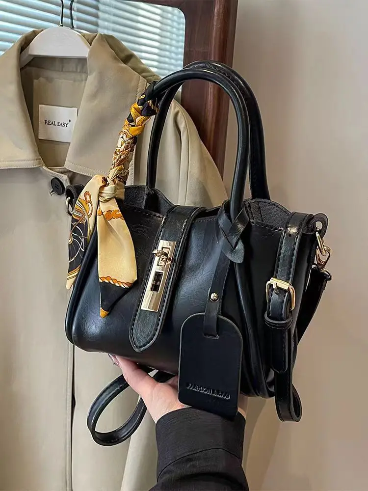 Scarves Bucket Crossbody Bag For Women 2025 New Luxury Designer Brand Square Handbag Black Tote Bag Fashion Shoulder Bag
Scarves Bucket Crossbody Bag For Women 2025 New Luxury Designer Brand Square Handbag Black Tote Bag Fashion Shoulder Bag