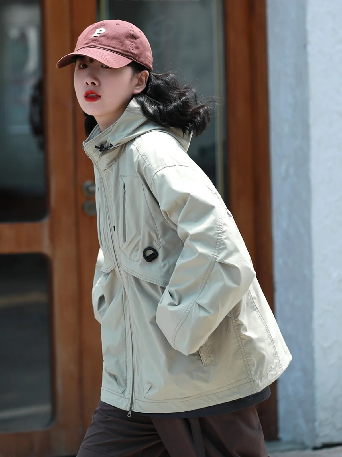 High-End Women's Outdoor Waterproof Hiking Jaet Casual Hooded Splicing Street Sle Loose Fit Regular Length Polyester Fiber
High-End Women's Outdoor Waterproof Hiking Jaet Casual Hooded Splicing Street Sle Loose Fit Regular Length Polyester Fiber