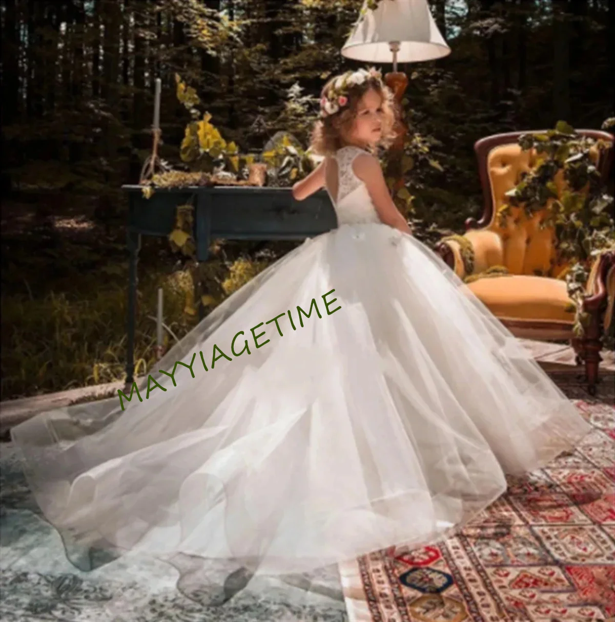White 3D Applique Sequins Tulle Puffy Sleeveless Flower Girl Dress For Wedding Kids Birthday Party First Communion Ball Gowns
White 3D Applique Sequins Tulle Puffy Sleeveless Flower Girl Dress For Wedding Kids Birthday Party First Communion Ball Gowns