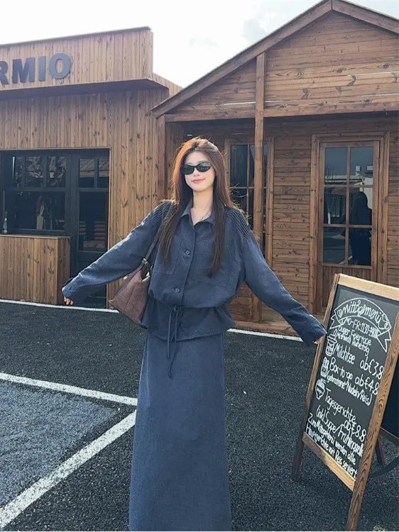 plus Size Casual Outfit Drawstring Waist Long Sleeve Shirt High Waist A-Line Skirt Fashionable Two-Piece Set for Women
plus Size Casual Outfit Drawstring Waist Long Sleeve Shirt High Waist A-Line Skirt Fashionable Two-Piece Set for Women