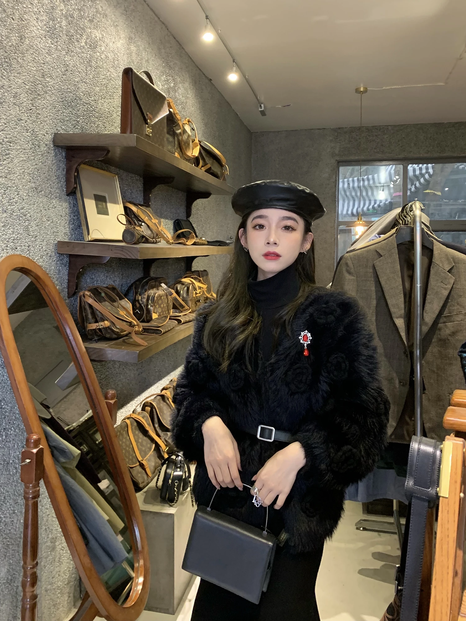 Свитер-жакет Simona Druna из утолщенного бархата с цветочным декором, роскошный модный V-образный вырез, длинный рукав, зимняя верхняя одежда
Свитер-жакет Simona Druna из утолщенного бархата с цветочным декором, роскошный модный V-образный вырез, длинный рукав, зимняя верхняя одежда