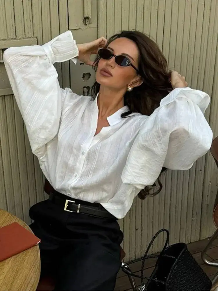 Fashion White Shirt For Women 2026 New Summer Single Breasted Stand Up Collar Lantern Sleeves Blouse Simple Casual Loose Shirts
Fashion White Shirt For Women 2026 New Summer Single Breasted Stand Up Collar Lantern Sleeves Blouse Simple Casual Loose Shirts