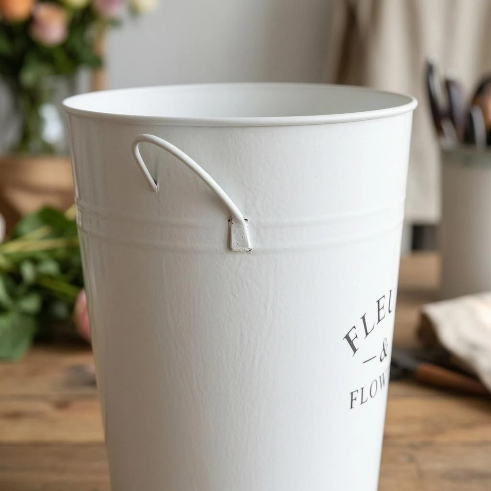 Printed Flower Vessel Ivory Floral Display Vessel Home Decor Tapered Decorative Container Cylindrical
Printed Flower Vessel Ivory Floral Display Vessel Home Decor Tapered Decorative Container Cylindrical