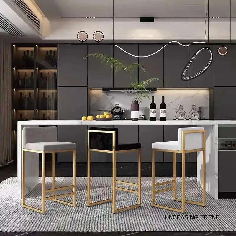 Nordic Iron Bar Chairs Simple Luxury Home Kitchen Bar Stools Creative Golden Hotel Stool Front Desk High Household Chairs
Nordic Iron Bar Chairs Simple Luxury Home Kitchen Bar Stools Creative Golden Hotel Stool Front Desk High Household Chairs