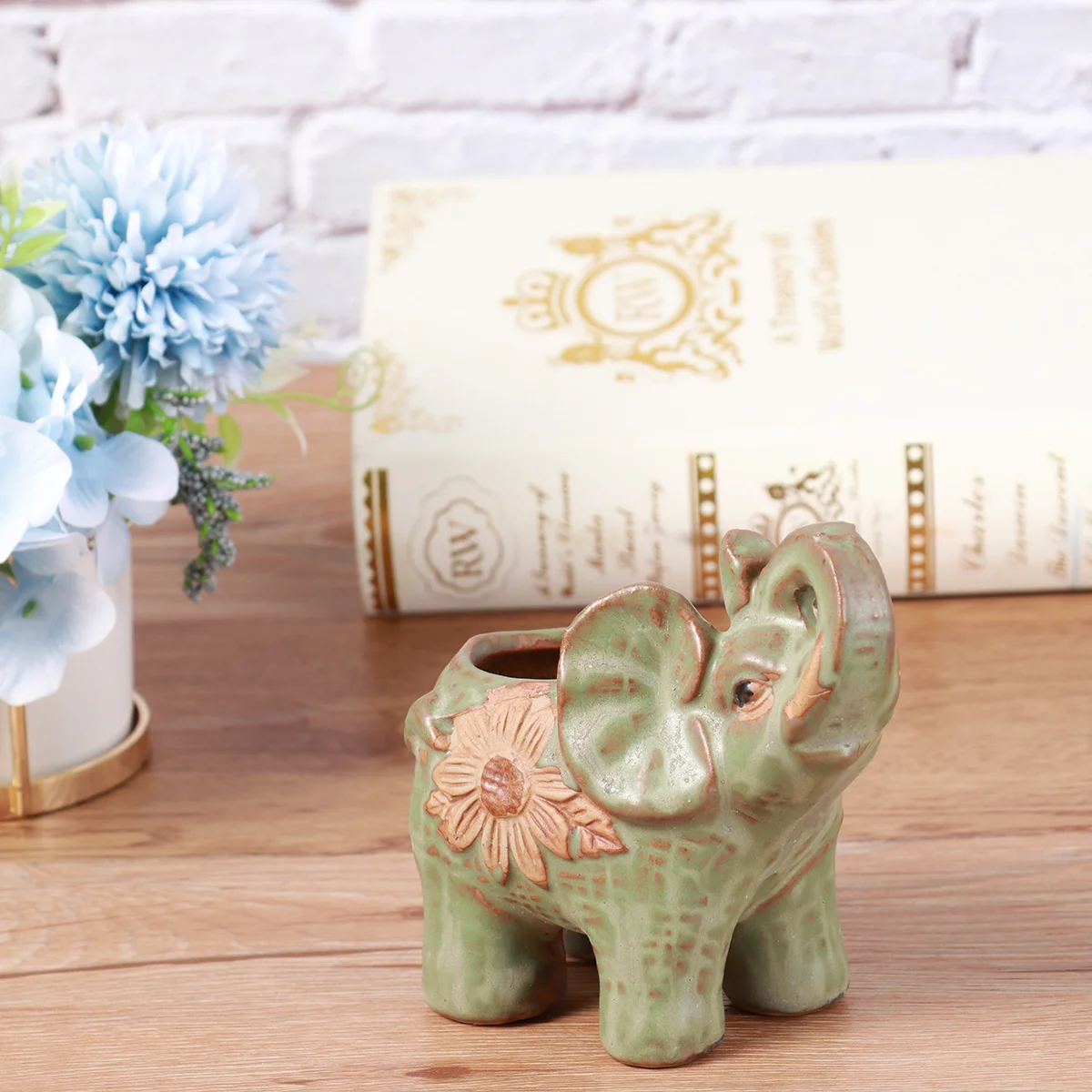 Elephant Novelty Planter Planters for Indoor Plants Pots Elephants Decor Garden Home Vases Flowers
Elephant Novelty Planter Planters for Indoor Plants Pots Elephants Decor Garden Home Vases Flowers