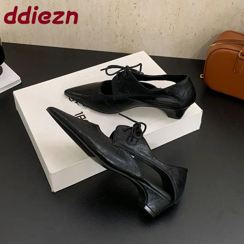 2025 New Fashion Shallow Women Low Heel Shoes Luxury Female Pointed Toe Footwear Butterfly-Knot Ladies Heeled Shoes Pumps
2025 New Fashion Shallow Women Low Heel Shoes Luxury Female Pointed Toe Footwear Butterfly-Knot Ladies Heeled Shoes Pumps