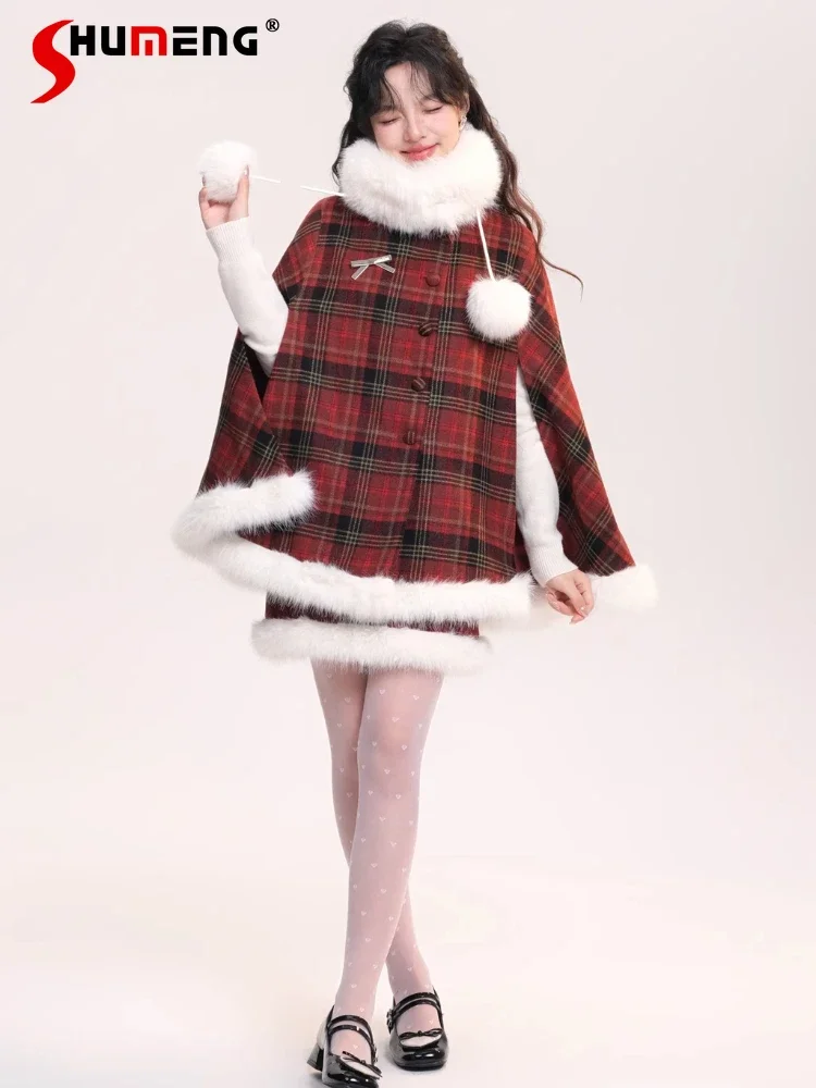 Japanese Sweet Socialite Fur Collar Single-breasted Bow Brooch Loose Versatile Thick Plush Short Capes Cloak Jacket Women Winter
Japanese Sweet Socialite Fur Collar Single-breasted Bow Brooch Loose Versatile Thick Plush Short Capes Cloak Jacket Women Winter