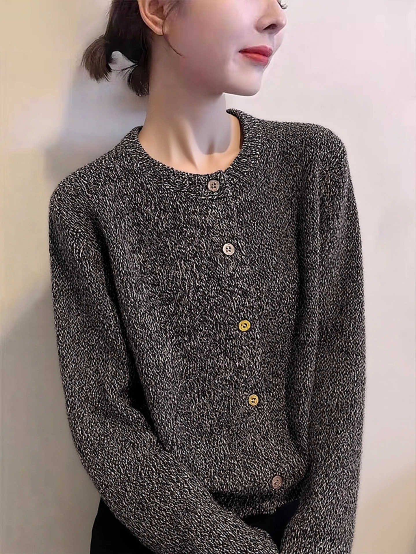 Retro round Ne Loose Fit Knitwear Long Sve Soft Cozy Base Layer irt Versatile Winter New Arrival Simple Sli Women'...
Retro round Ne Loose Fit Knitwear Long Sve Soft Cozy Base Layer irt Versatile Winter New Arrival Simple Sli Women'...