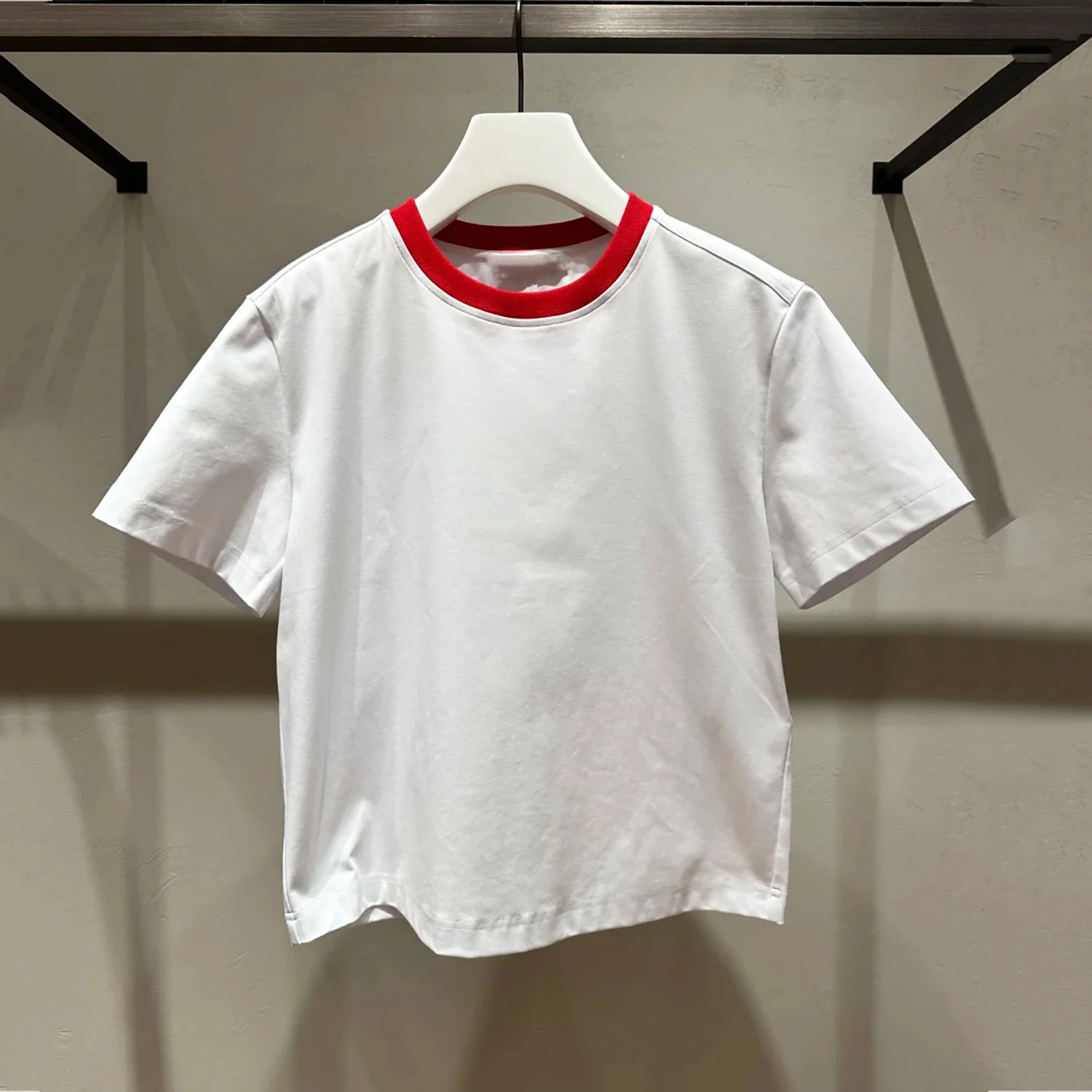 Высококачественная женская круглая футболка Ne ort Sve, цветная блузка с подвесным воротником, повседневная зимняя новинка от Nu
Высококачественная женская круглая футболка Ne ort Sve, цветная блузка с подвесным воротником, повседневная зимняя новинка от Nu