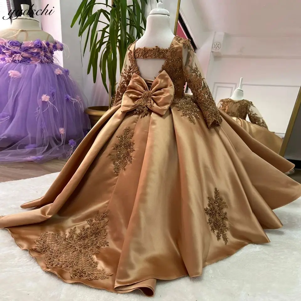 Exquisite Gold Satin Ball Gown Flower Girl Dresses For Wedding 2025 Illusion Lace Appliques Beading Party First Communion Gowns
Exquisite Gold Satin Ball Gown Flower Girl Dresses For Wedding 2025 Illusion Lace Appliques Beading Party First Communion Gowns