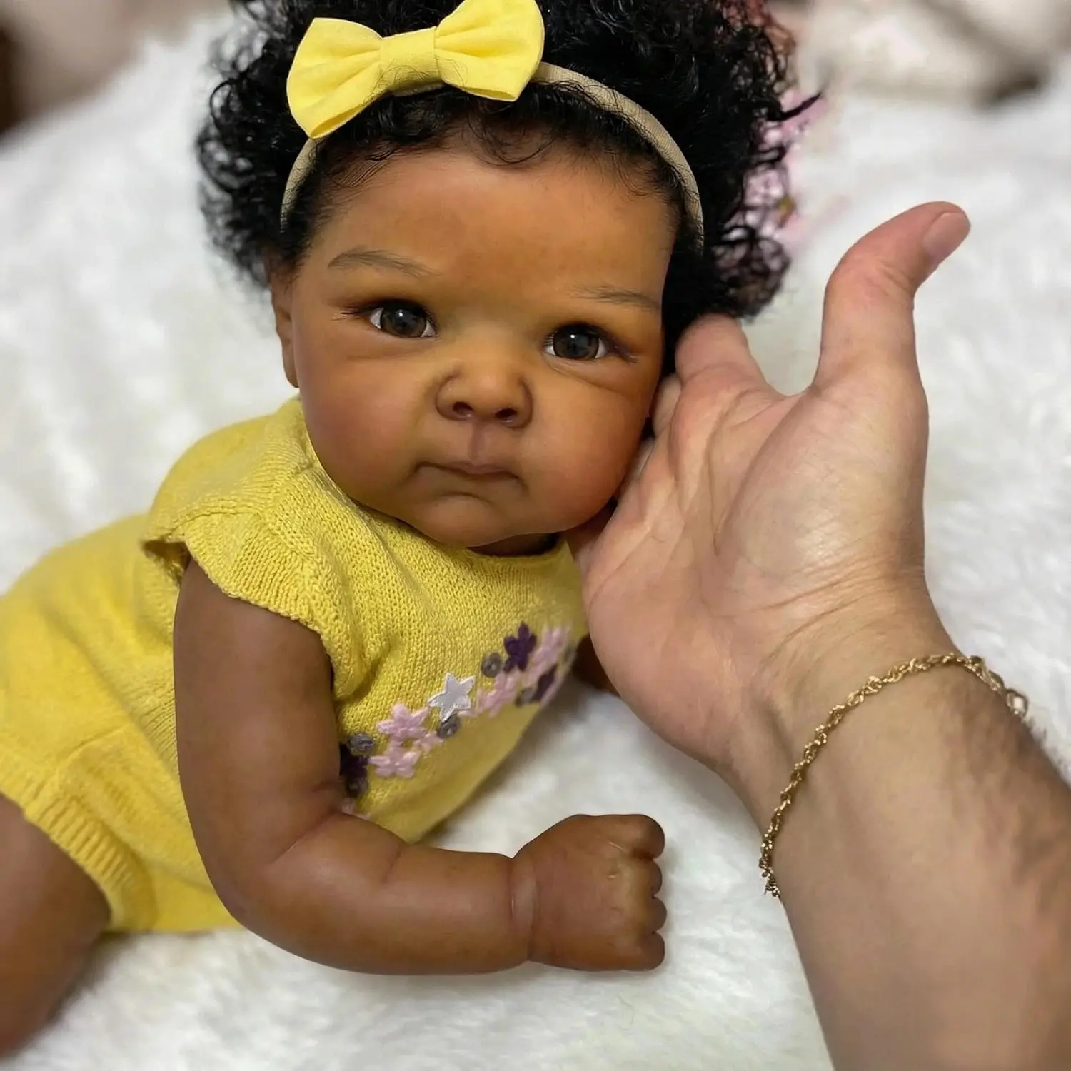 NPK 17inch Reborn Bettie Dark Skin Realistic Lifelike Curly Hair with Girl Body Soft Touch Gifts for Festival Bebê Reborn
NPK 17inch Reborn Bettie Dark Skin Realistic Lifelike Curly Hair with Girl Body Soft Touch Gifts for Festival Bebê Reborn