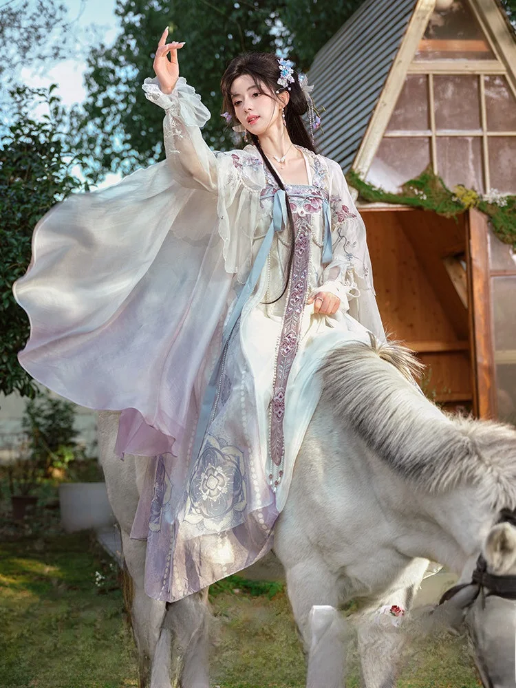 Purple Embroidered Spring Collection Women's Hanfu Coat Collar irt Chest Length Skirt Traditional Chinese Clothing
Purple Embroidered Spring Collection Women's Hanfu Coat Collar irt Chest Length Skirt Traditional Chinese Clothing