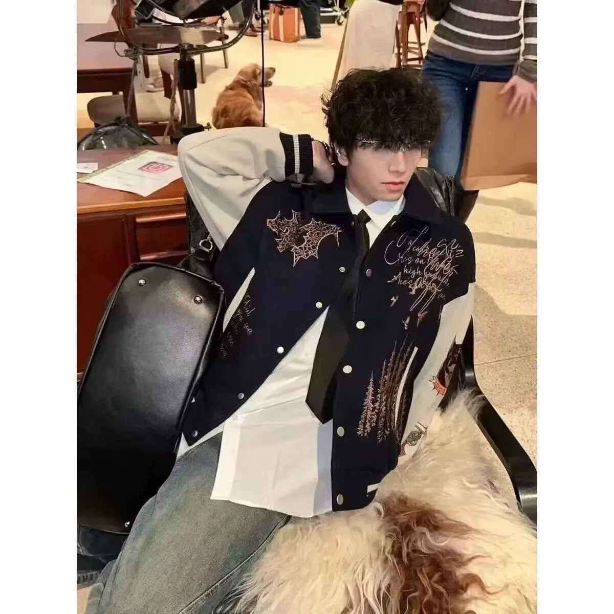 Loose Men's Jaet 2024 Spring Autumn Street Sle Harajuku Trendy Outerwear High Street Faion Korean Version Cuffed Sve
Loose Men's Jaet 2024 Spring Autumn Street Sle Harajuku Trendy Outerwear High Street Faion Korean Version Cuffed Sve