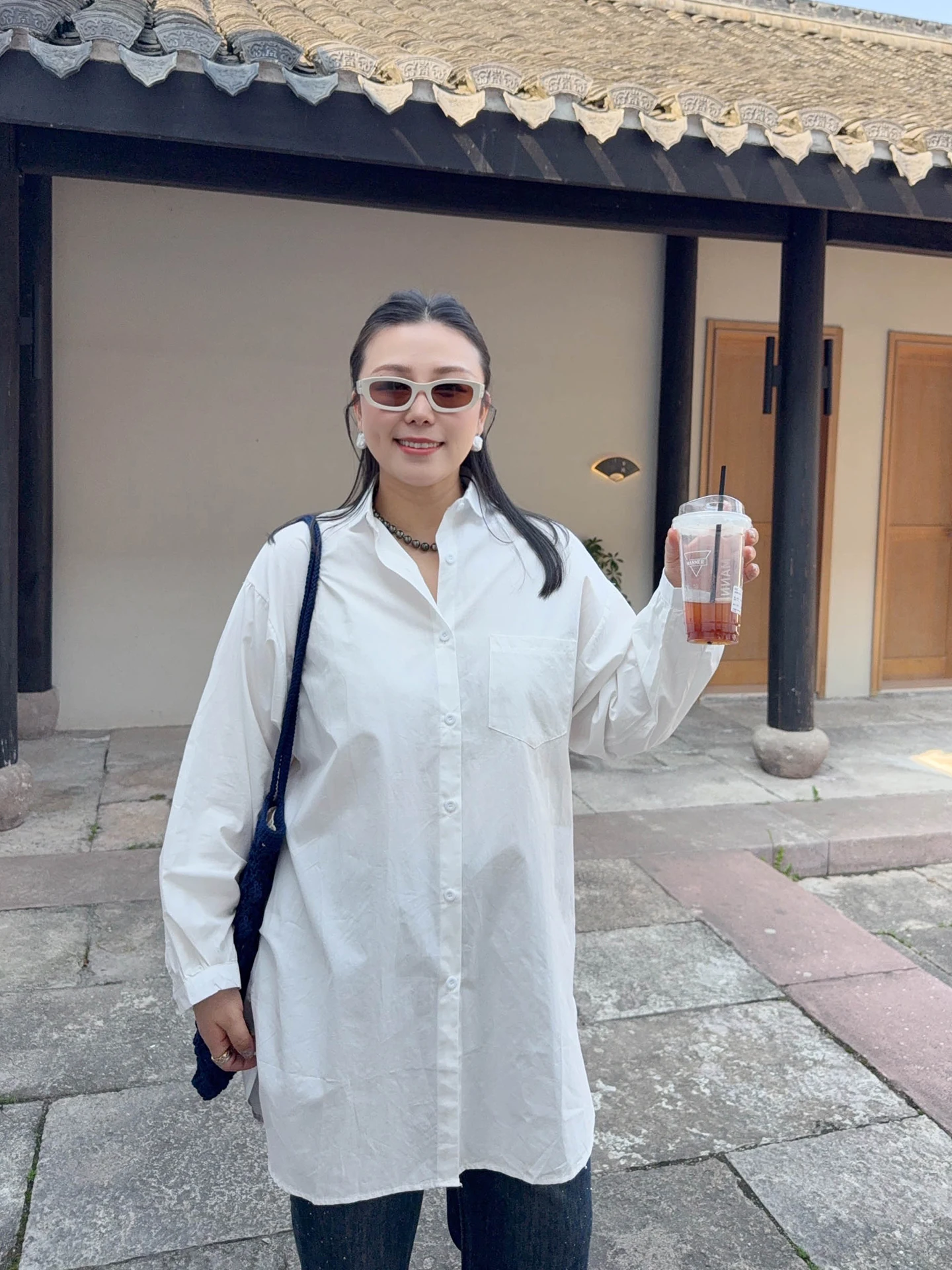 VOGANA Oversized Cotton Shirt Loose Comfortable Boyfriend Style Casual Loose Feel Casual Comfortable Large Size Women's Shirt
VOGANA Oversized Cotton Shirt Loose Comfortable Boyfriend Style Casual Loose Feel Casual Comfortable Large Size Women's Shirt