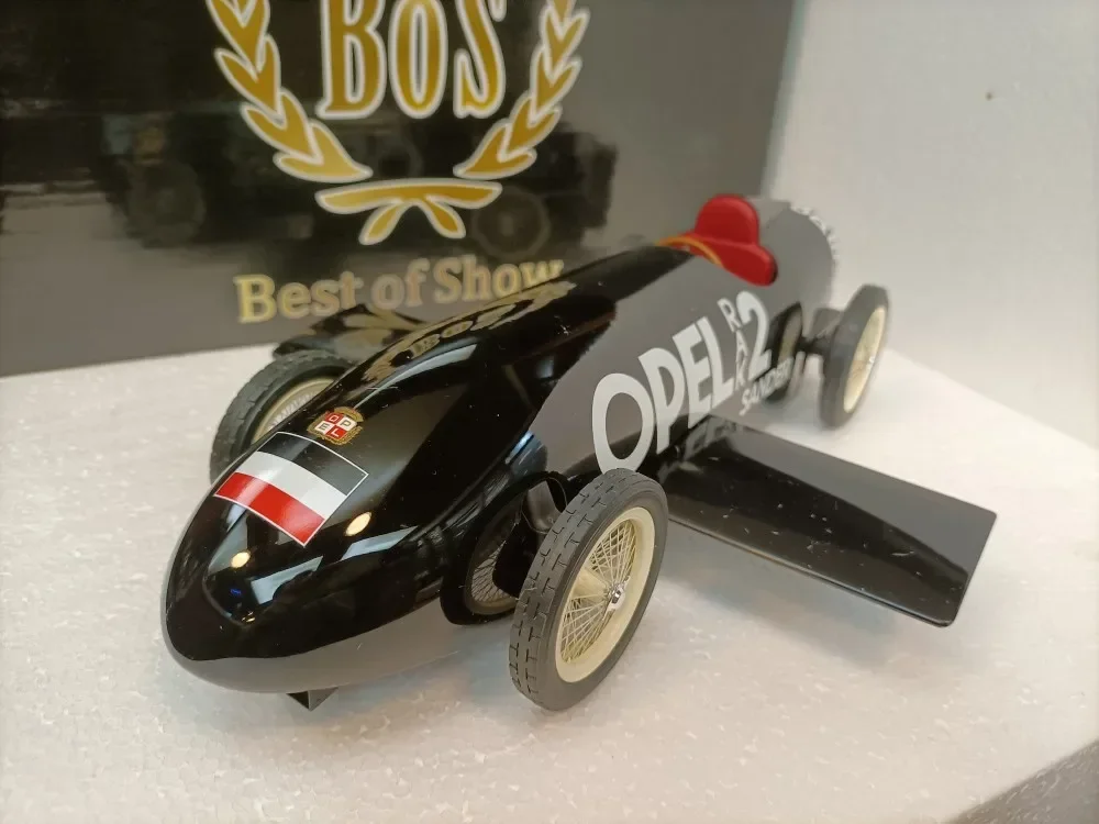 Bos 1:18 RAK2 Speed Record Car 1928 Simulation Limited Edition Resin Metal Static Car Model Toy Gift
Bos 1:18 RAK2 Speed Record Car 1928 Simulation Limited Edition Resin Metal Static Car Model Toy Gift