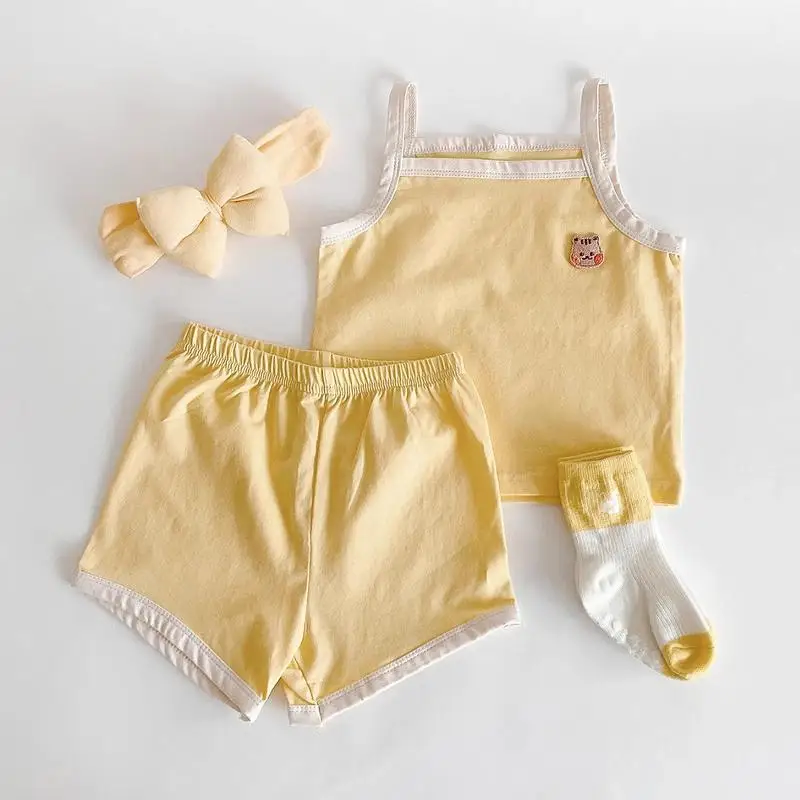 2025 Summer New Cute Baby Sleeveless Sling Clothes Set Infant Girl Solid Color Vest + Shorts 2pcs Suit Cotton Toddler Outfits
2025 Summer New Cute Baby Sleeveless Sling Clothes Set Infant Girl Solid Color Vest + Shorts 2pcs Suit Cotton Toddler Outfits