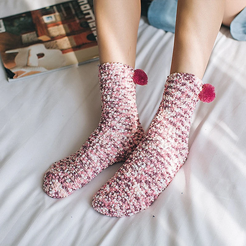 1 Pair Creative Women Socks Cute Cakes Winter Plush Soft Warm Fluffy Sockings Couples Underwear Funny Christmas New Year Gift
1 Pair Creative Women Socks Cute Cakes Winter Plush Soft Warm Fluffy Sockings Couples Underwear Funny Christmas New Year Gift