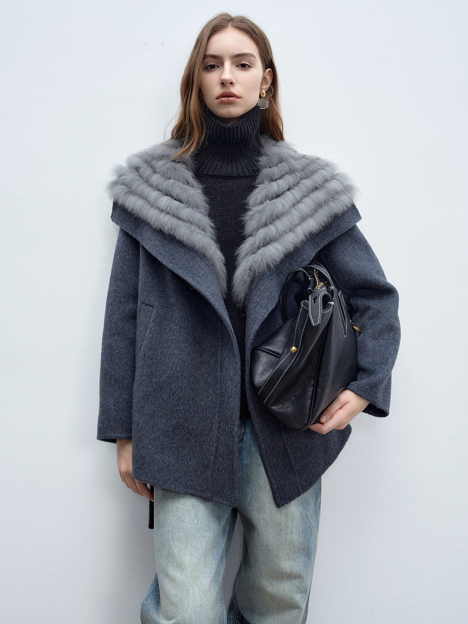 ManMona Double-Faced Woolen Fur Collar Coat Korean Sle Loose Fit Long Sve Women's Mid-Length Woolen Outerwear
ManMona Double-Faced Woolen Fur Collar Coat Korean Sle Loose Fit Long Sve Women's Mid-Length Woolen Outerwear