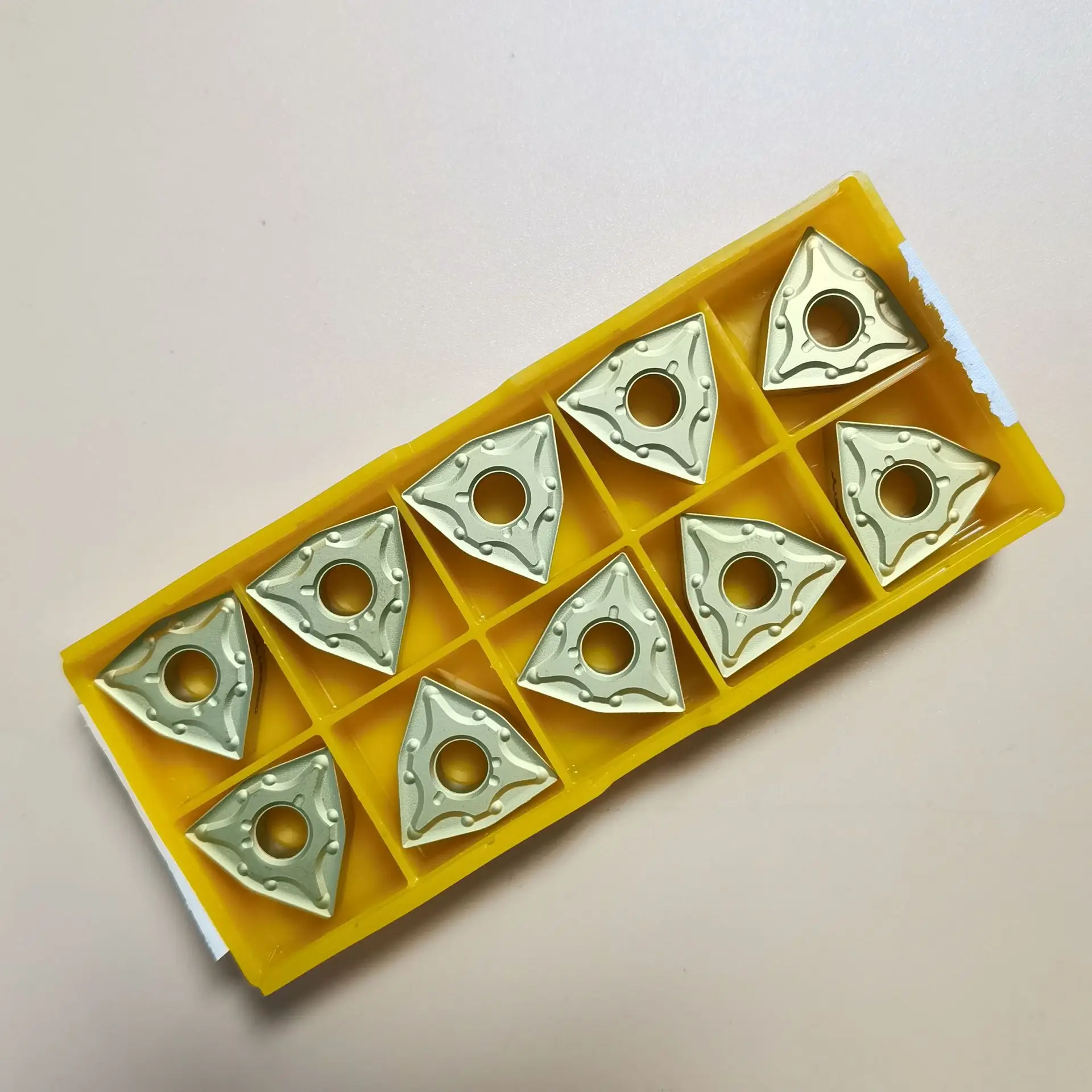 Blade peach-shaped high-quality, wear-resistant turning tools
Blade peach-shaped high-quality, wear-resistant turning tools